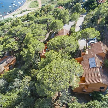Residence Sud Est Porto Azzurro Dış mekan fotoğraf