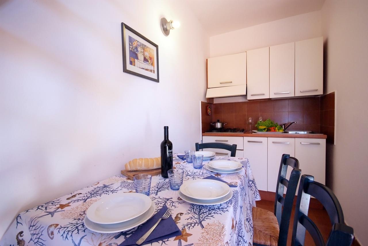 Residence Sud Est Porto Azzurro Dış mekan fotoğraf