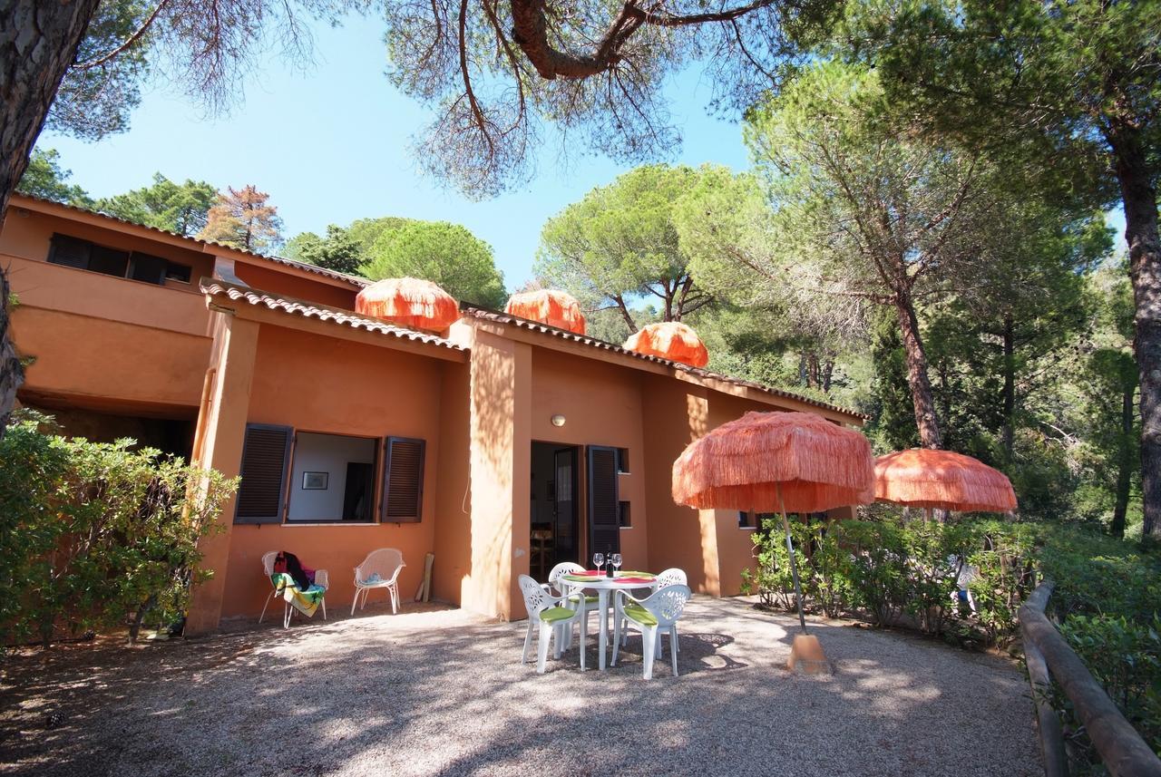 Residence Sud Est Porto Azzurro Dış mekan fotoğraf