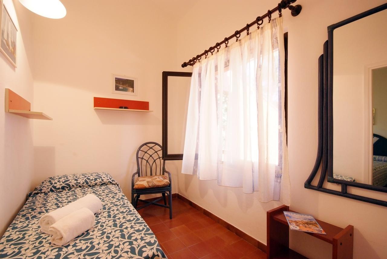 Residence Sud Est Porto Azzurro Dış mekan fotoğraf