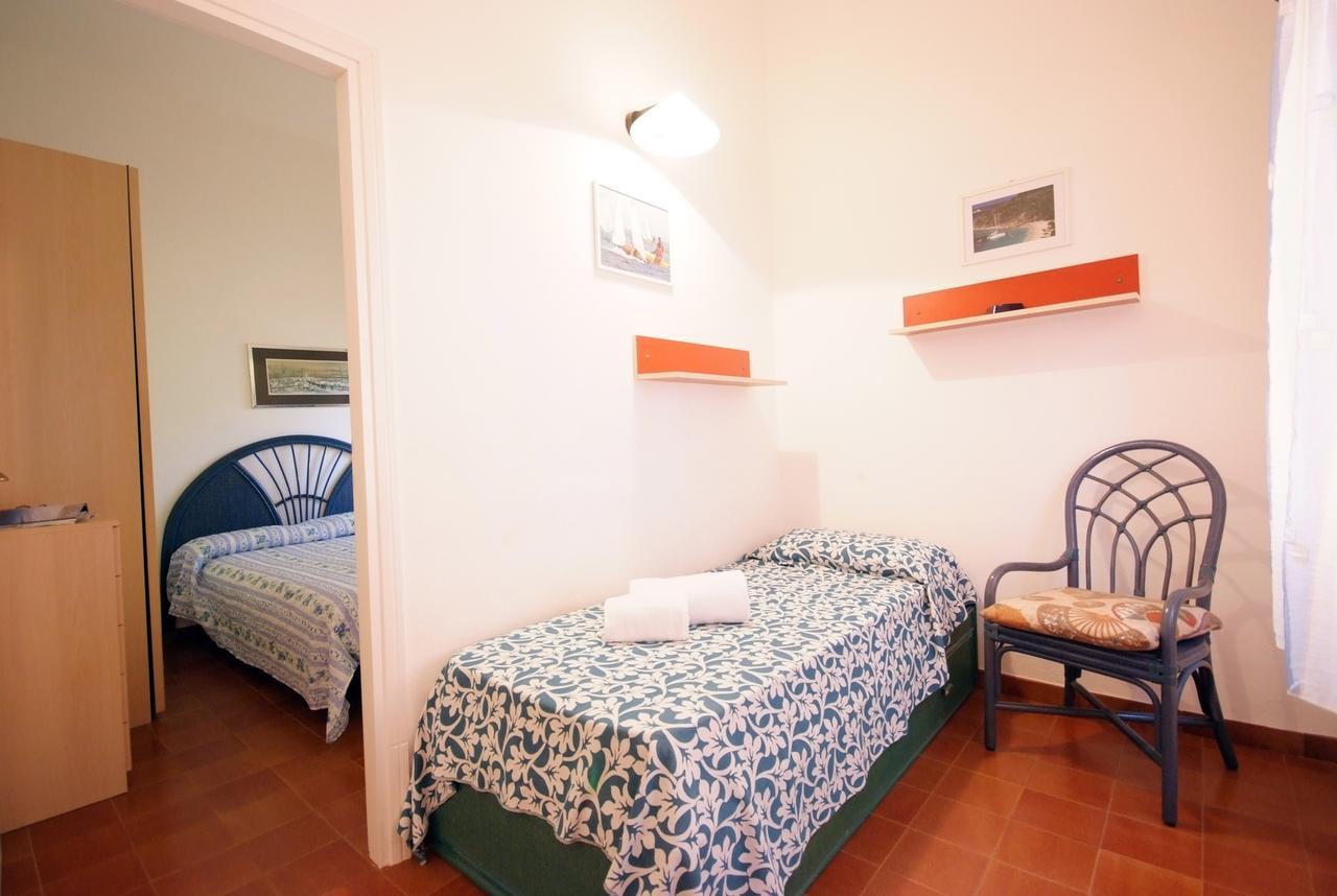 Residence Sud Est Porto Azzurro Dış mekan fotoğraf