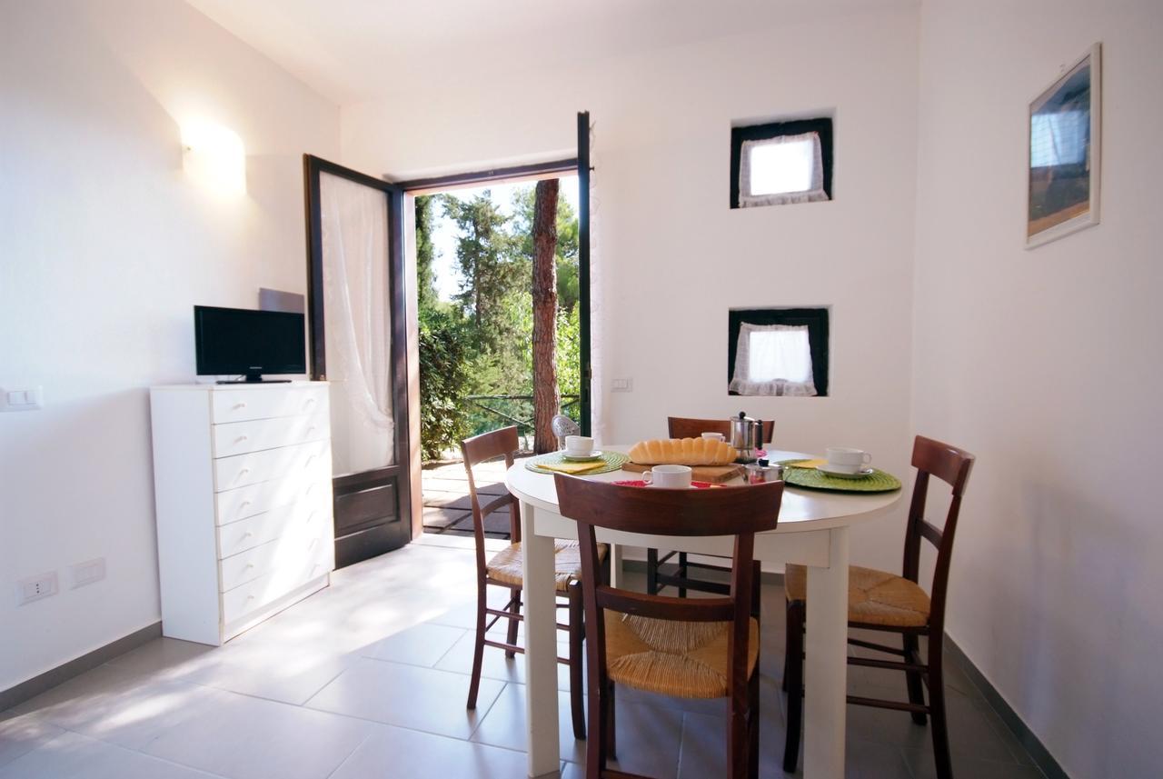 Residence Sud Est Porto Azzurro Dış mekan fotoğraf