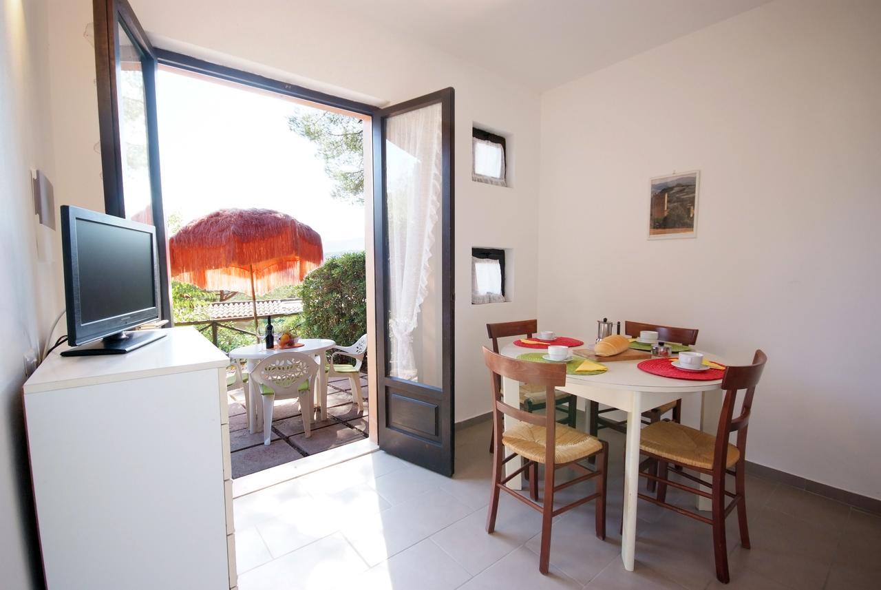 Residence Sud Est Porto Azzurro Dış mekan fotoğraf