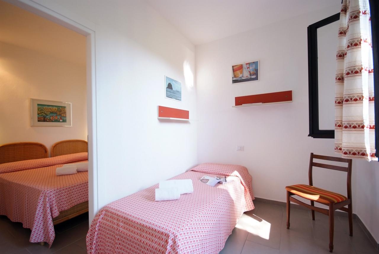 Residence Sud Est Porto Azzurro Dış mekan fotoğraf