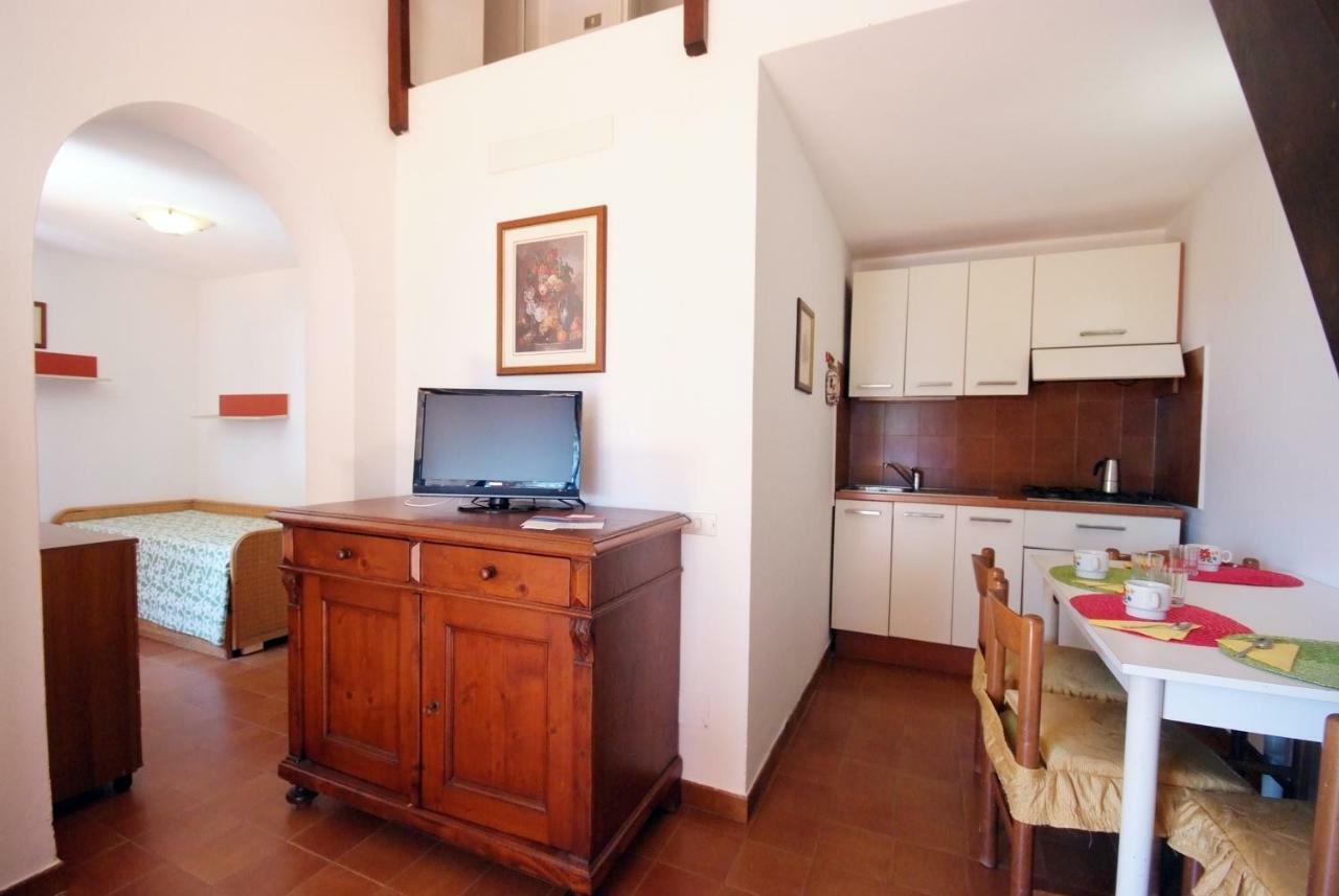 Residence Sud Est Porto Azzurro Dış mekan fotoğraf