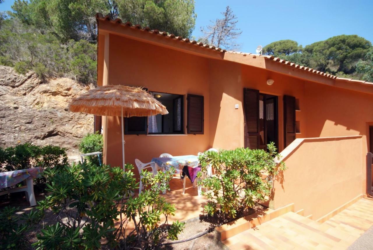 Residence Sud Est Porto Azzurro Dış mekan fotoğraf